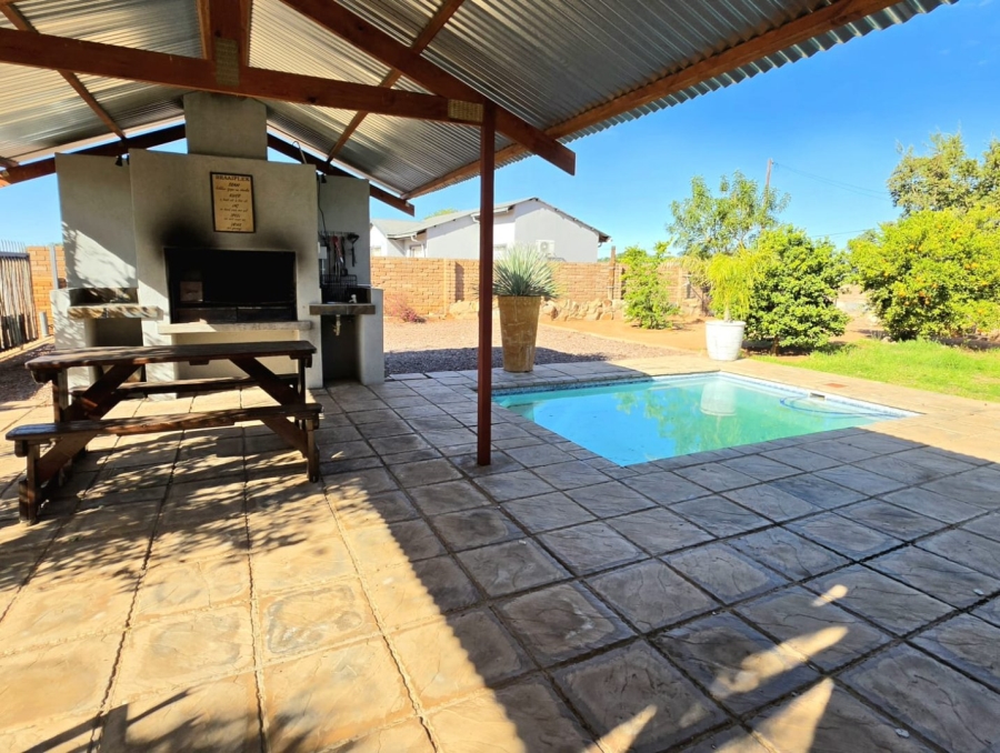 3 Bedroom Property for Sale in Keidebees Northern Cape